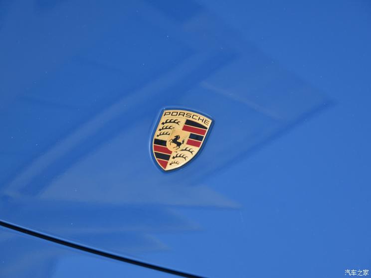 保时捷 Taycan 2022款 改款 Taycan 保时捷 Taycan 2022款 改款 Taycan