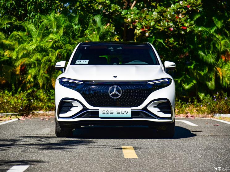梅赛德斯-EQ 奔驰EQS SUV 2023款 450 4MATIC 豪华版 梅赛德斯-EQ 奔驰EQS SUV 2023款 450 4MATIC 豪华版