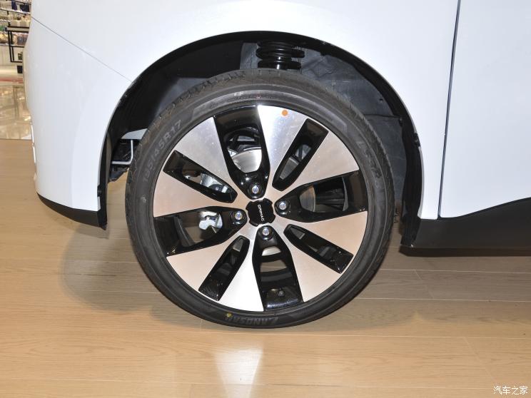 江南汽车 江南U2 2023款 400 Pro 江南汽车 江南U2 2023款 400 Pro