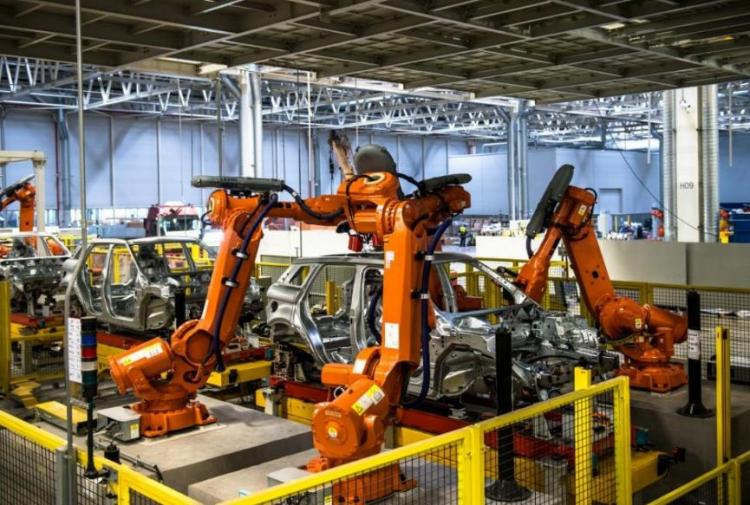 奇瑞捷豹路虎 高端智造赋能科技体验