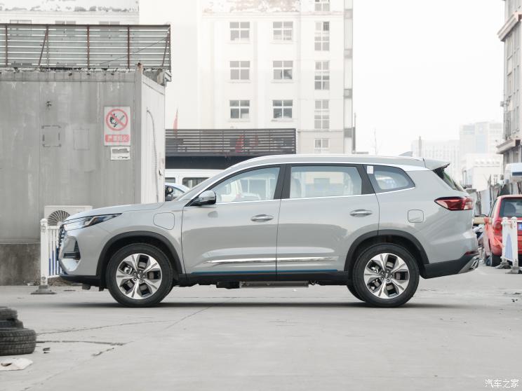 奇瑞汽车 瑞虎8 PRO新能源 2023款 DP-i 基本型 奇瑞汽车 瑞虎8 PRO新能源 2023款 DP-i 基本型