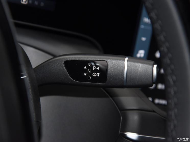 小鹏汽车 小鹏P7 2023款 P7i 鹏翼版 小鹏汽车 小鹏P7 2023款 P7i 鹏翼版