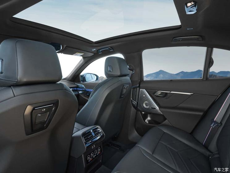 宝马(进口) 宝马i5 2023款 M60 xDrive 宝马(进口) 宝马i5 2023款 M60 xDrive