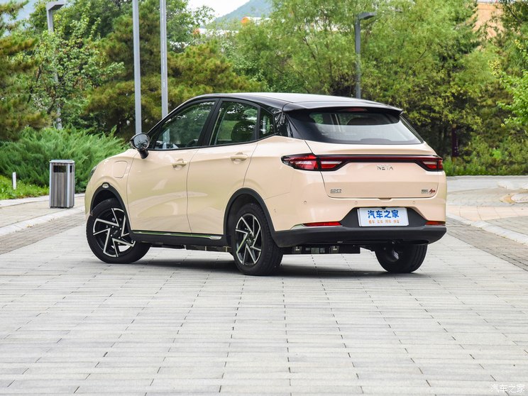合众汽车 哪吒AYA 2023款 基本型 合众汽车 哪吒AYA 2023款 基本型