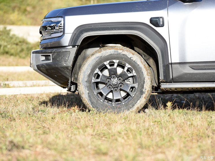 方程豹 豹5 2023款 低配版 方程豹 豹5 2023款 低配版