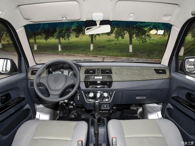 鑫源汽车 金杯T3 2023款 1.5L经典型 双排2.51米 鑫源汽车 金杯T3 2023款 1.5L经典型 双排2.51米