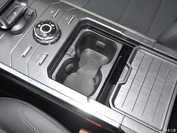 奇瑞汽车 捷途旅行者 2023款 1.5T 两驱发现PRO 奇瑞汽车 捷途旅行者 2023款 1.5T 两驱发现PRO