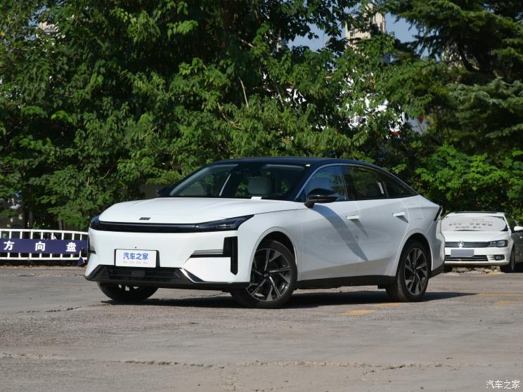 吉利汽车 银河L6 2023款 125km 星舰 吉利汽车 银河L6 2023款 125km 星舰