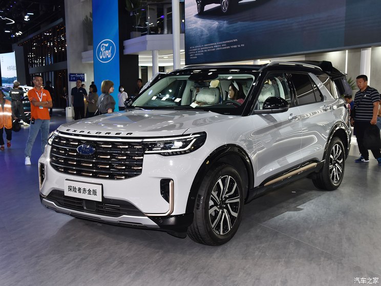 长安福特 探险者 2023款 EcoBoost 285 四驱赤金版 6座 长安福特 探险者 2023款 EcoBoost 285 四驱赤金版 6座