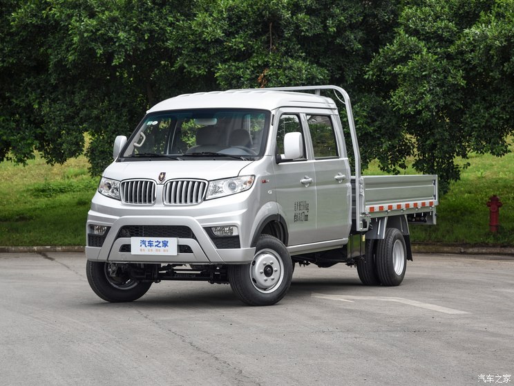 鑫源汽车 金杯T5 2023款 1.6L标准型双排2.6米后双轮 鑫源汽车 金杯T5 2023款 1.6L标准型双排2.6米后双轮