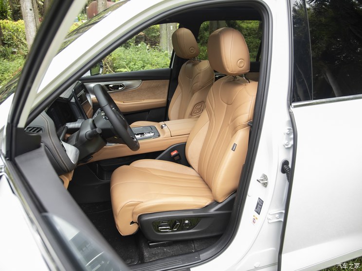 广汽乘用车 传祺ES9 2023款 2.0T 旅行者 广汽乘用车 传祺ES9 2023款 2.0T 旅行者