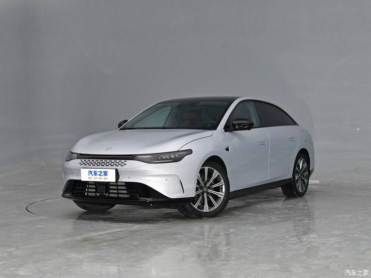 零跑汽车 零跑C01 2023款 增程 316 智享版 零跑汽车 零跑C01 2023款 增程 316 智享版