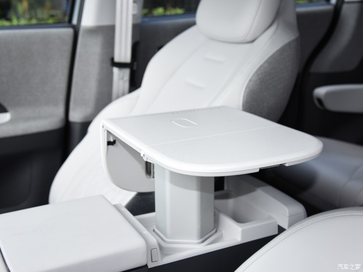 北汽新能源 极狐考拉 2023款 亲子版 北汽新能源 极狐考拉 2023款 亲子版