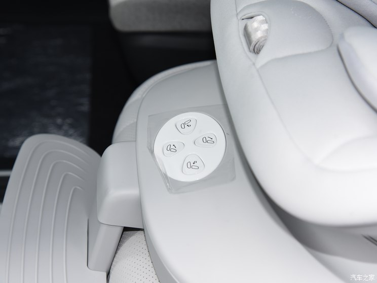 北汽新能源 极狐考拉 2023款 亲子版 北汽新能源 极狐考拉 2023款 亲子版