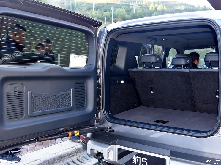 方程豹 豹5 2023款 低配版 方程豹 豹5 2023款 低配版