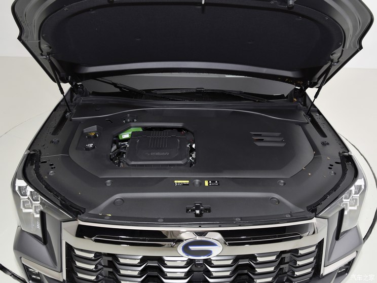 广汽乘用车 传祺ES9 2023款 2.0T 旅行者 广汽乘用车 传祺ES9 2023款 2.0T 旅行者