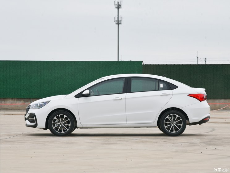 奇瑞汽车 艾瑞泽5 2023款 1.5L CVT WS版 奇瑞汽车 艾瑞泽5 2023款 1.5L CVT WS版