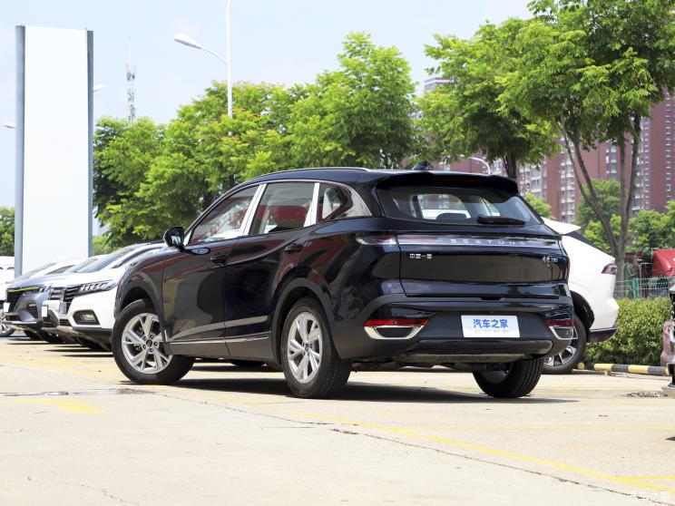 一汽奔腾 奔腾T90 2023款 1.5T DCT 自动尊贵型 一汽奔腾 奔腾T90 2023款 1.5T DCT 自动尊贵型