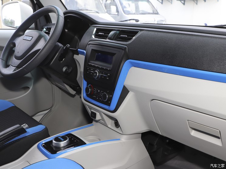 SRM鑫源新能源 好运 2023款 创业型厢货 SRM鑫源新能源 好运 2023款 创业型厢货