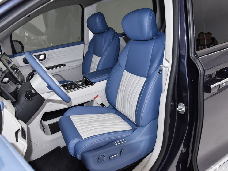 江汽集团 瑞风RF8 2023款 量产版 江汽集团 瑞风RF8 2023款 量产版