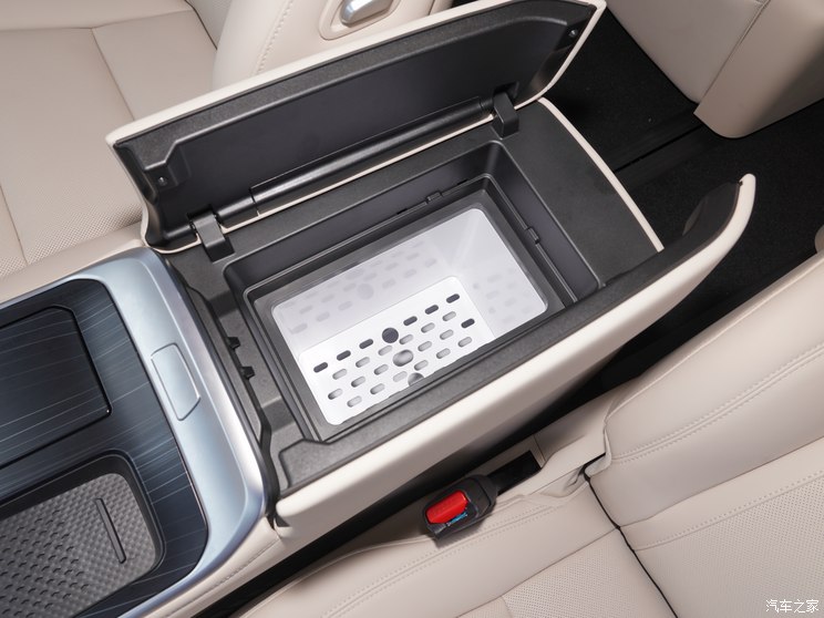 长城汽车 高山DHT-PHEV 2023款 基本型 长城汽车 高山DHT-PHEV 2023款 基本型