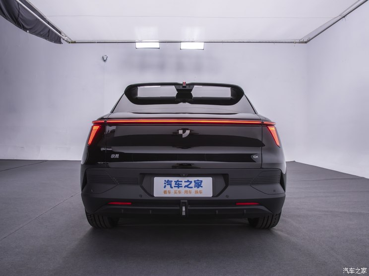 吉利汽车 极越01 2023款 三元锂 吉利汽车 极越01 2023款 三元锂