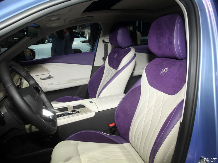 奇瑞汽车 艾瑞泽8新能源 2023款 PHEV 基本型 奇瑞汽车 艾瑞泽8新能源 2023款 PHEV 基本型