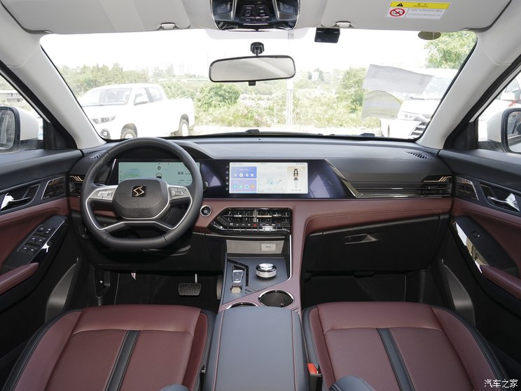 江汽集团 思皓X8 PLUS 2023款 1.5TGDI DCT智家版 5座 江汽集团 思皓X8 PLUS 2023款 1.5TGDI DCT智家版 5座