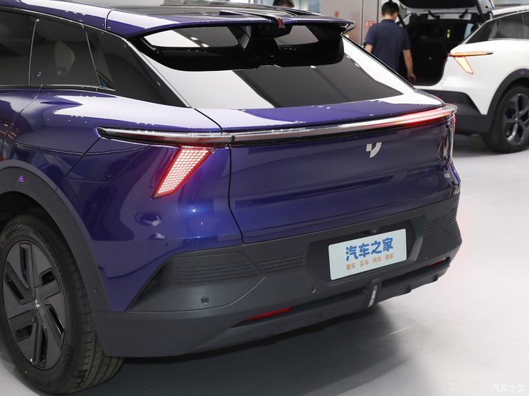 吉利汽车 极越01 2023款 磷酸铁锂 吉利汽车 极越01 2023款 磷酸铁锂