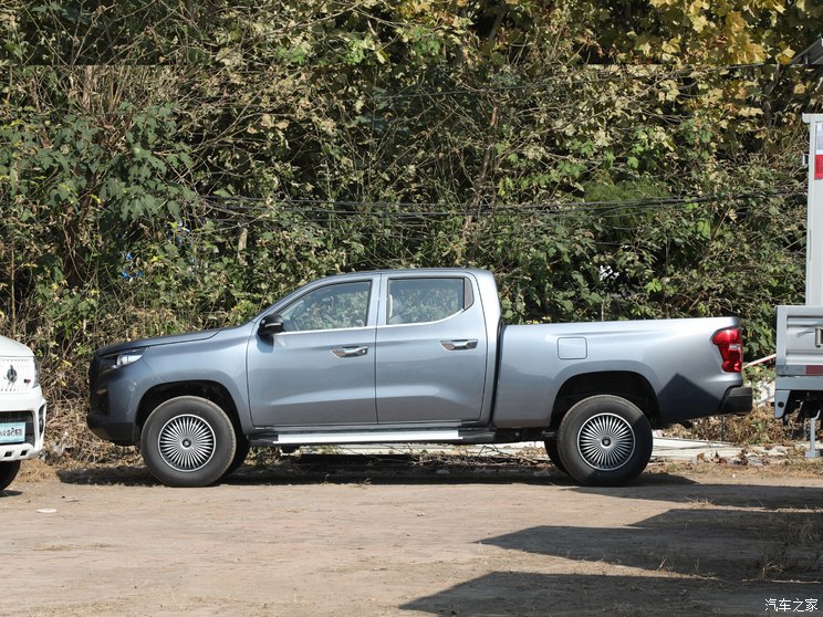 长安凯程 长安凯程F70 2023款 蓝鲸版 2.0T汽油自动两驱创富型长轴 长安凯程 长安凯程F70 2023款 蓝鲸版 2.0T汽油自动两驱创富型长轴