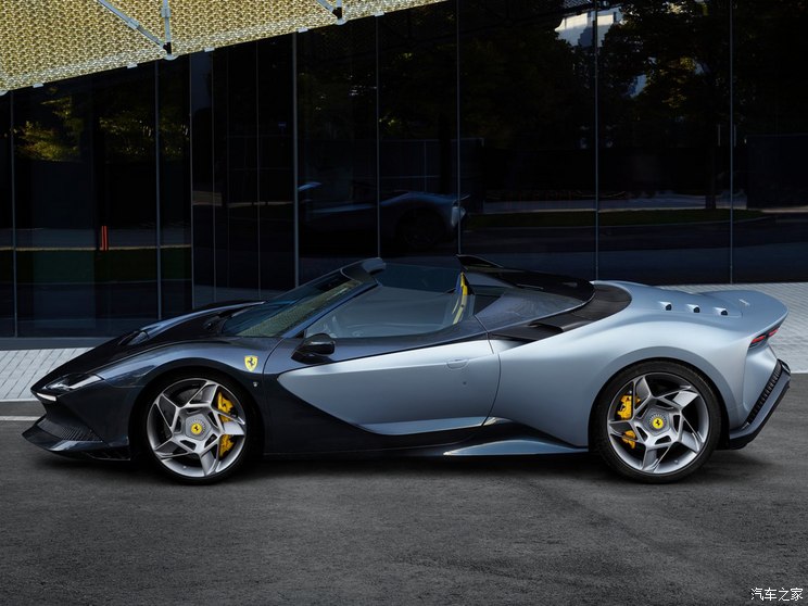 法拉利 法拉利SP-8 2024款 基本型 法拉利 法拉利SP-8 2024款 基本型