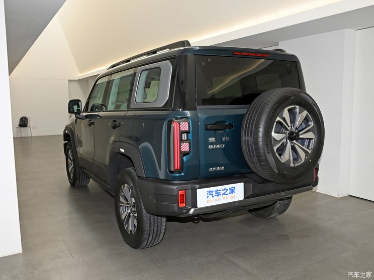 北京越野 北京BJ40 2024款 2.0T 城市猎人版 高配 北京越野 北京BJ40 2024款 2.0T 城市猎人版 高配