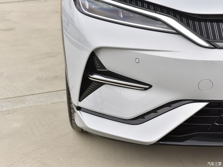 比亚迪 宋L 2023款 中配 比亚迪 宋L 2023款 中配