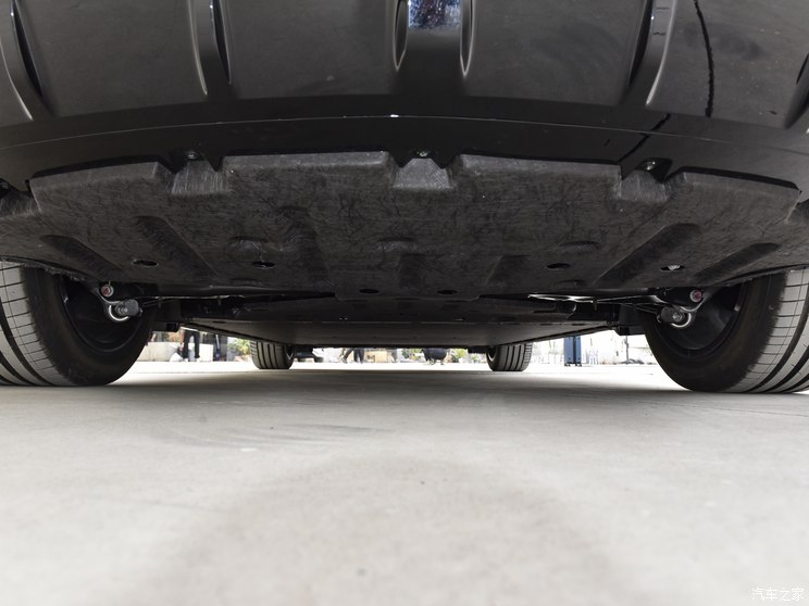 比亚迪 宋L 2023款 中配 比亚迪 宋L 2023款 中配