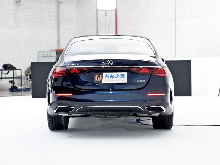 北京奔驰 奔驰E级 2024款 E 300 L 运动型 北京奔驰 奔驰E级 2024款 E 300 L 运动型