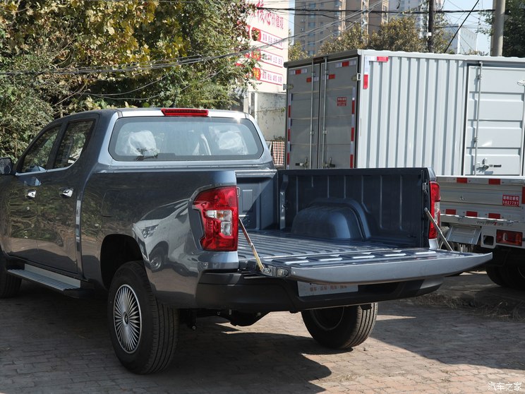 长安凯程 长安凯程F70 2023款 蓝鲸版 2.0T汽油自动两驱创富型长轴 长安凯程 长安凯程F70 2023款 蓝鲸版 2.0T汽油自动两驱创富型长轴