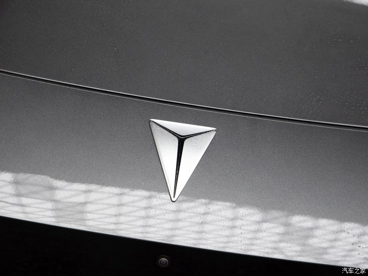 深蓝汽车 深蓝SL03 2023款 SL03i 515MAX纯电版 深蓝汽车 深蓝SL03 2023款 SL03i 515MAX纯电版