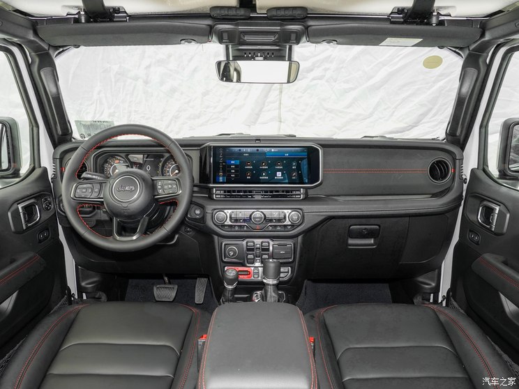 Jeep(进口) 牧马人 2024款 2.0T 罗宾汉四门版 Jeep(进口) 牧马人 2024款 2.0T 罗宾汉四门版