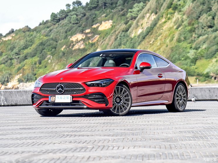 奔驰(进口) 奔驰CLE 2023款 450 4MATIC Coupe 奔驰(进口) 奔驰CLE 2023款 450 4MATIC Coupe