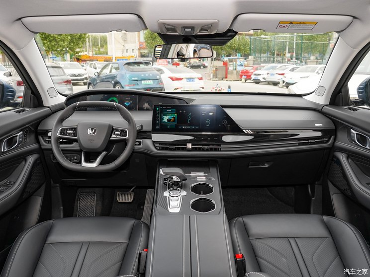 长安汽车 长安UNI-K 2023款 2.0T 四驱悦享型 长安汽车 长安UNI-K 2023款 2.0T 四驱悦享型