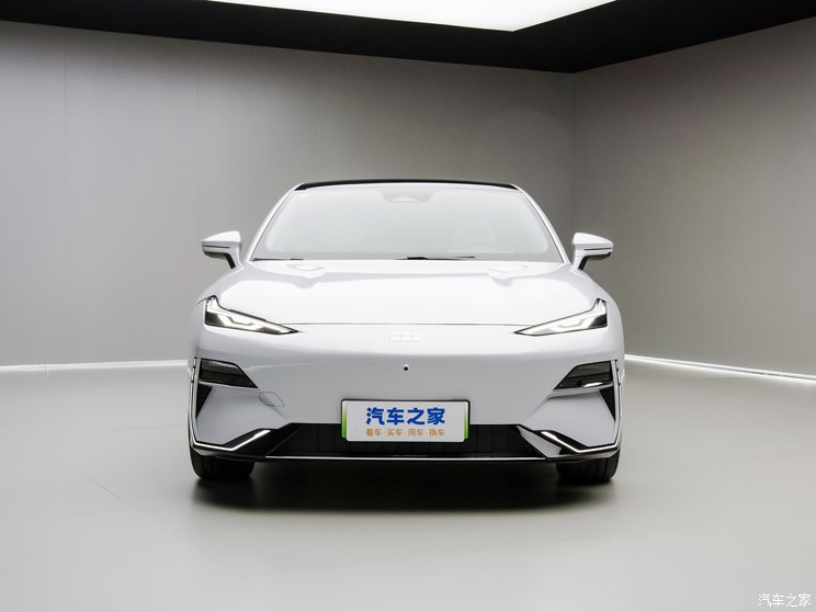 吉利汽车 银河E8 2023款 基本型 吉利汽车 银河E8 2023款 基本型