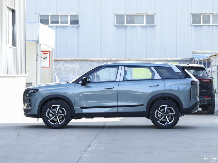 奇瑞汽车 探索06 2023款 1.6T 两驱都市版豪华型 奇瑞汽车 探索06 2023款 1.6T 两驱都市版豪华型