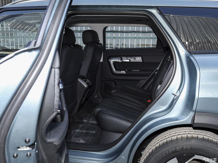 奇瑞汽车 探索06 2023款 1.6T 两驱都市版豪华型 奇瑞汽车 探索06 2023款 1.6T 两驱都市版豪华型