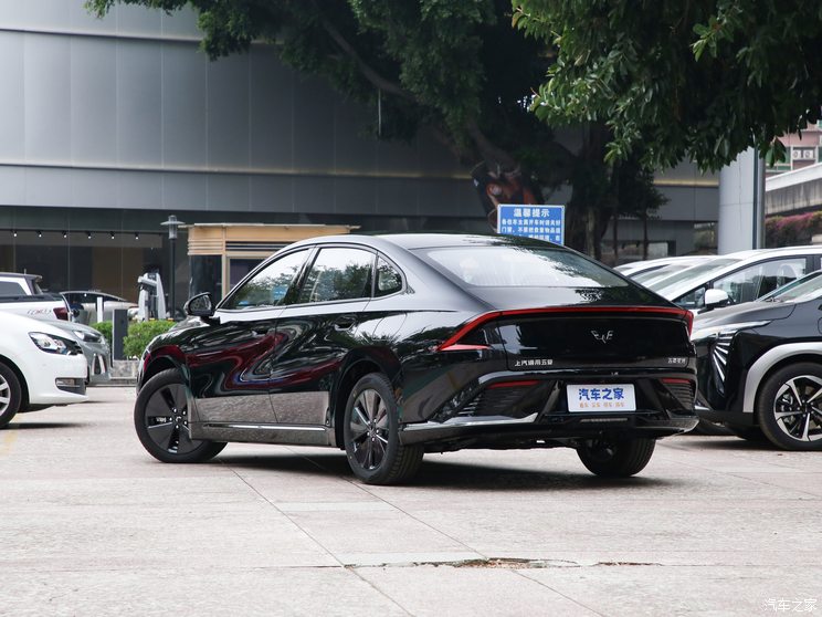 上汽通用五菱 五菱星光 2023款 70 标准版 上汽通用五菱 五菱星光 2023款 70 标准版