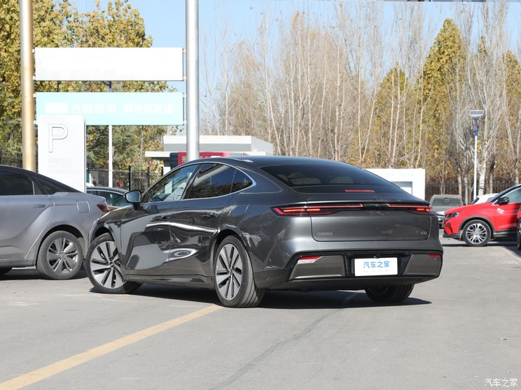 吉利汽车 银河E8 2023款 基本型 吉利汽车 银河E8 2023款 基本型