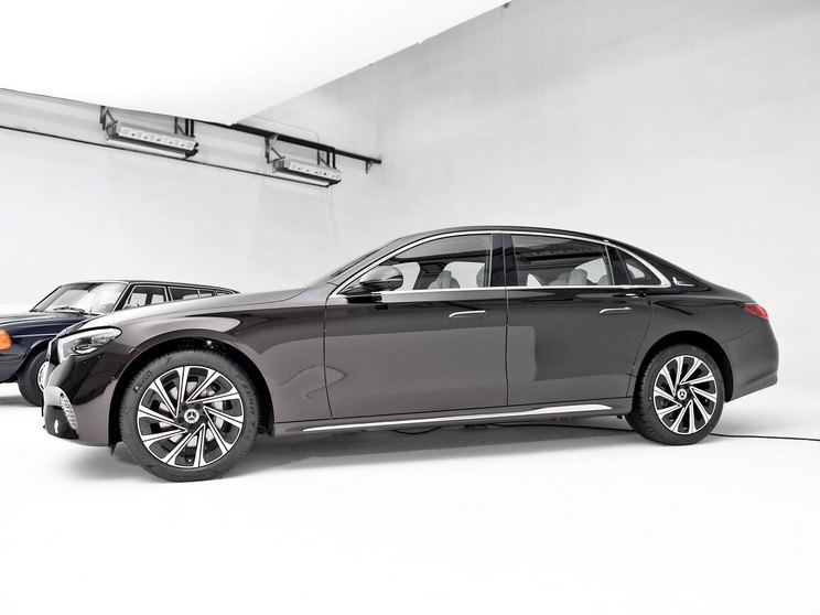 北京奔驰 奔驰E级 2024款 E 300 L 尊贵型 北京奔驰 奔驰E级 2024款 E 300 L 尊贵型