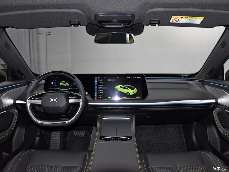 小鹏汽车 小鹏P7 2023款 P7i 610 鹏翼性能版 小鹏汽车 小鹏P7 2023款 P7i 610 鹏翼性能版