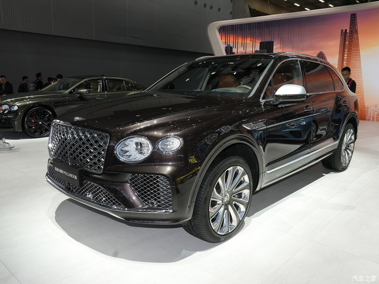 宾利 添越 2024款 4.0T V8 长轴距MULLINER版 宾利 添越 2024款 4.0T V8 长轴距MULLINER版