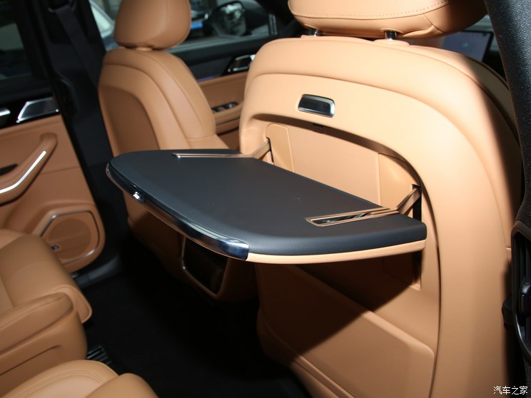 领克 领克09新能源 2024款 2.0TD EM-P HALO 六座 领克 领克09新能源 2024款 2.0TD EM-P HALO 六座