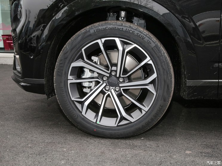 领克 领克09新能源 2024款 2.0TD EM-P HALO 六座 领克 领克09新能源 2024款 2.0TD EM-P HALO 六座